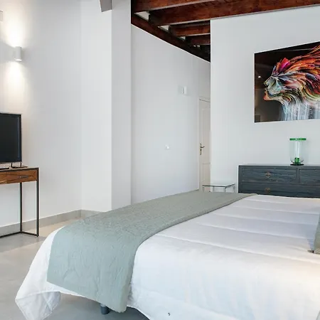 The Club - - Dining - Events Apartament