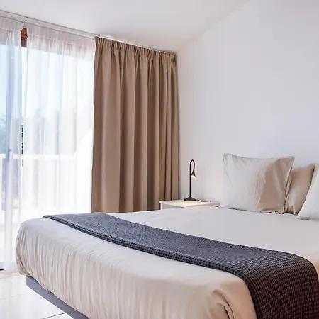 The Club - - Dining - Events Apartment